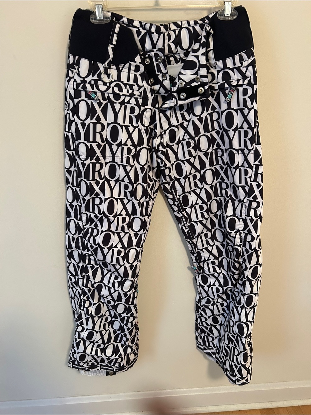 Roxy Black & White Logo Print Snowboard Pants Womens